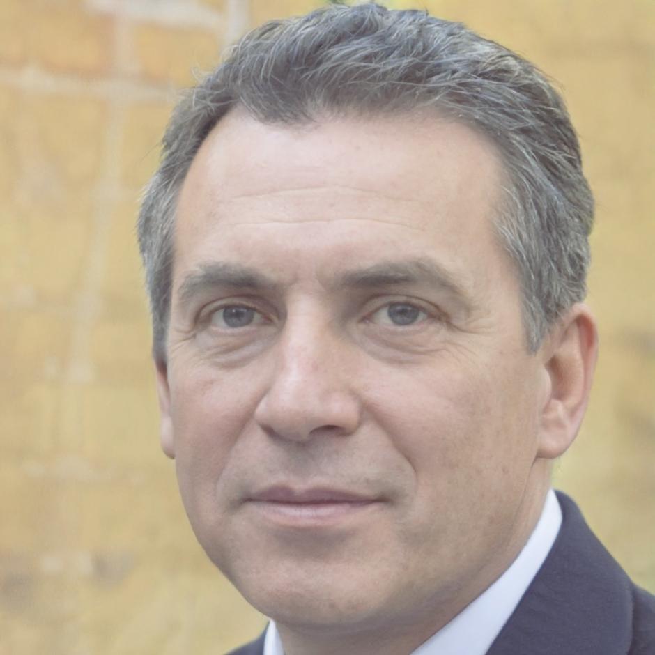 Retrato profesional de Aurelio Mendizábal